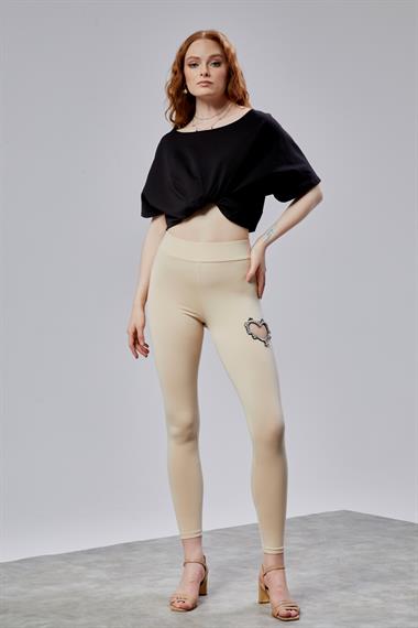  Kadın Kalp Detaylı Yüksek Bel Slim Fit Bej Tayt 
