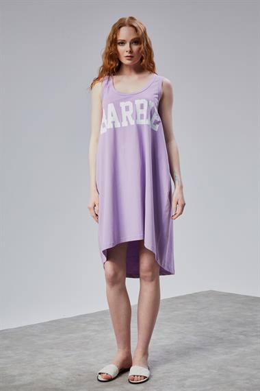 Kadın Yuvarlak Derin Yaka Baskı Detaylı Kalın Askılı Oversize Lila Elbise 