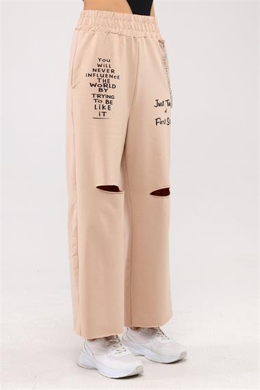 Fancy Kadın Beli Lastikli Dizi Yırtık Detaylı Zincirli Slogan Baskılı Bol Paça Pantolon