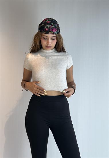 Kadın Balıkçı Yaka Kısa Kollu Triko Bluz 