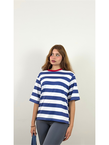 Kadın Bisiklet Yaka Kısa Kollu Beyaz Lacivert Çizgili T-Shirt 