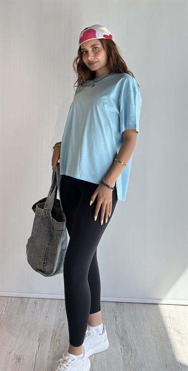 Kadın Bisiklet Yaka Kısa Kollu Oversize Basic Gök Mavisi Tişört 