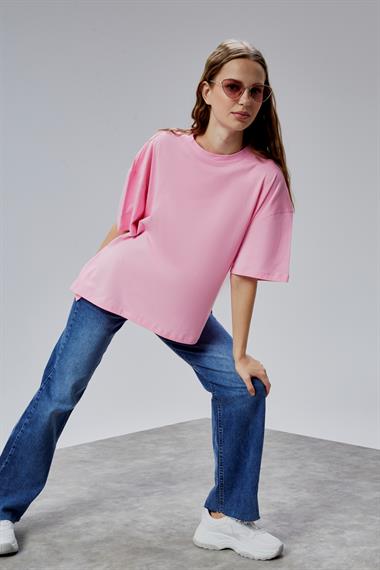 Kadın Bisiklet Yaka Pamuklu Oversize Düz Basic Pembe Tişört