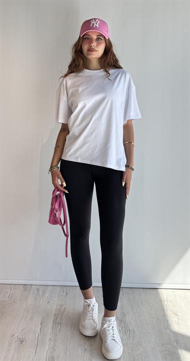 Kadın Bisiklet Yaka Pamuklu Oversize Düz Basic Beyaz Tişört