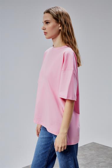 Kadın Bisiklet Yaka Pamuklu Oversize Düz Basic Pembe Tişört