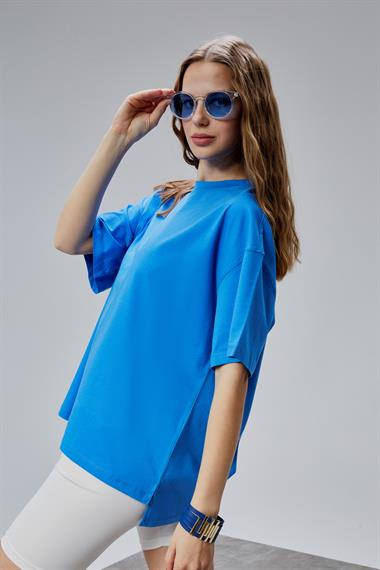 Kadın Bisiklet Yaka Pamuklu Oversize Düz Basic Saks Mavisi Tişört 