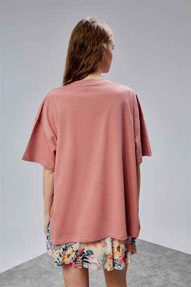Kadın Bisiklet Yaka Pamuklu Oversize Düz Basic Pudra Tişört 