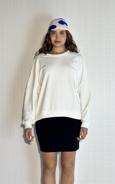 Kadın Bisiklet Yaka Üç İplikli Uzun Kollu  Oversize Basic Ekru Sweatshirt 