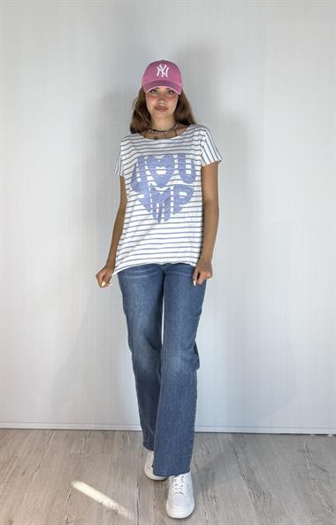 Kadın Geniş Yaka Kabartma Baskı Detaylı Çizgili Oversize Mavi Tişört 