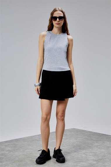 Kadın Halter Yaka Kolsuz Gri Basic Crop Bluz