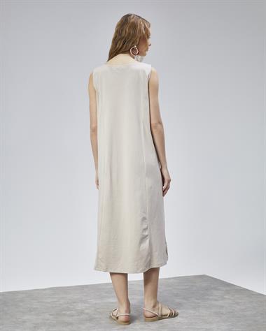 Kadın Halter Yaka Sıfır Kol Düz Oversize Midi Boy Krem Elbise