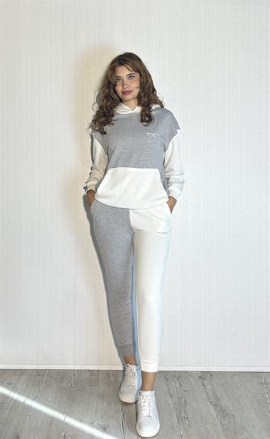 Kadın Kapüşonlu Kanguru Cepli Baskı Detaylı Uzun Kollu Oversize Bel Lastikli Gri Eşofman Takımı