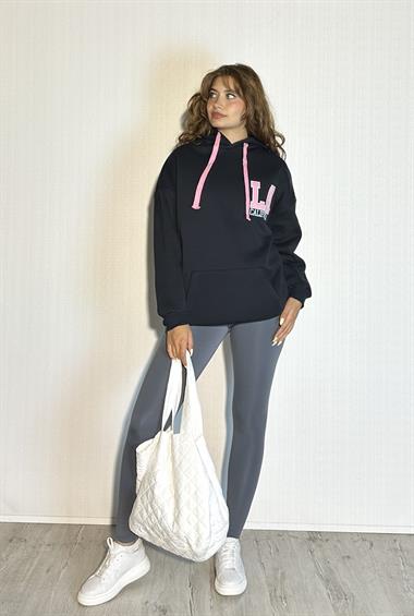 Kadın Kapüşonlu Kanguru Cepli Baskı Detaylı Uzun Kol Oversize Siyah Sweatshirt