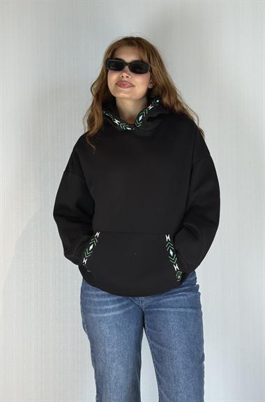Kadın Kapüşonlu Kanguru Cepli Nakış Baskı Detaylı Uzun Kol Oversize Siyah Sweatshirt