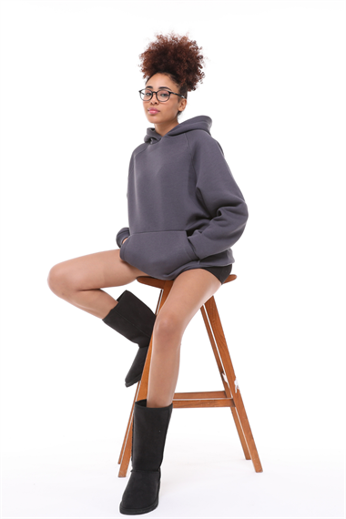 Kadın Kapüşonlu Kanguru Cepli Nakış Baskı Detaylı Uzun Kol Oversize Füme Sweatshirt