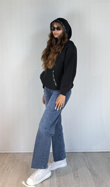 Kadın Kapüşonlu Kanguru Cepli Nakış Baskı Detaylı Uzun Kol Oversize Siyah Sweatshirt
