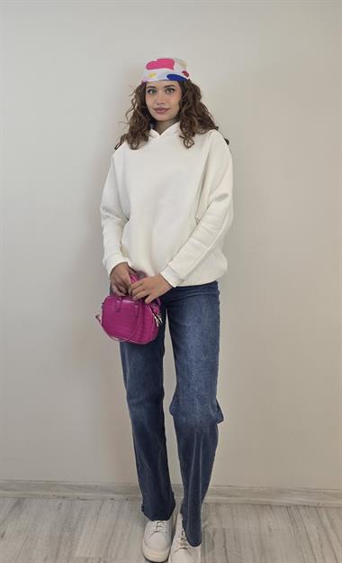 Kadın Kapüşonlu Kanguru Cepli Uzun Kol Oversize Beyaz Sweatshirt