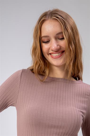 Kadın Kayık Yaka Yarım Kol Fitilli Vizon Bluz