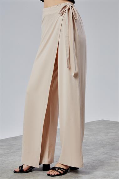 Kadın Lastikli Yüksek Belden Bağlamalı Geniş Paça Bej Pantolon 