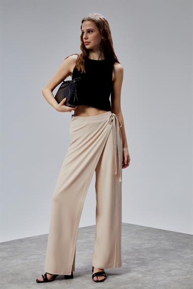 Kadın Lastikli Yüksek Belden Bağlamalı Geniş Paça Bej Pantolon 