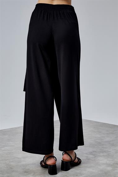 Kadın Lastikli Yüksek Belden Bağlamalı Geniş Paça Siyah Pantolon 