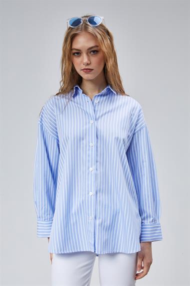 Kadın Oversize Uzun Kollu Pamuklu Lacivert Çizgili Gömlek 
