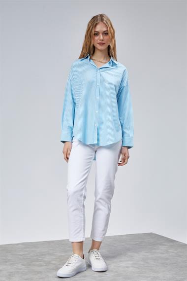 Kadın Oversize Uzun Kollu Pamuklu Mavi Çizgili Gömlek 