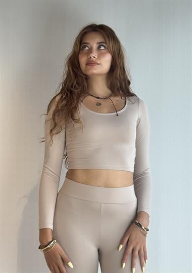 Kadın Uzun Kollu Dar Kalıp Yuvarlak Yaka Kadın Bej Crop Top Tişört 