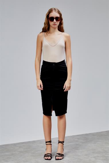 Kadın V Yaka Askılı Basic Tişört 