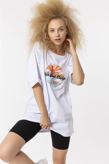 Kadın Bisiklet Yaka Baskılı Kısa Kollu Oversize Tişört 