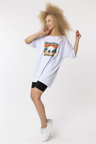 Kadın Bisiklet Yaka Baskılı Kısa Kollu Oversize Tişört 