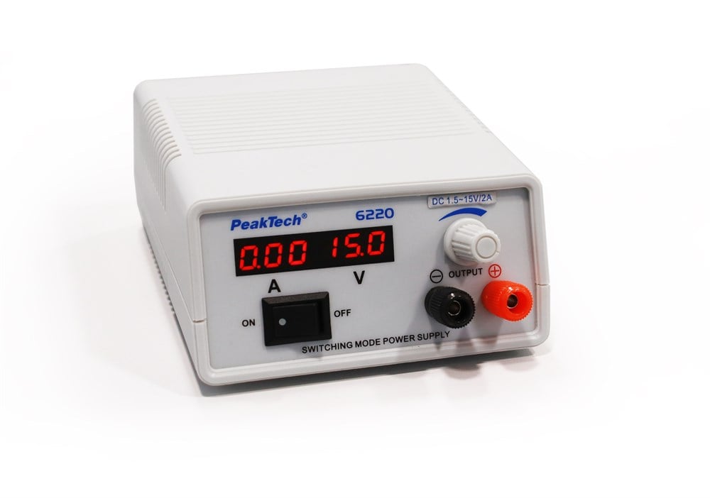 P6220 Güç Kaynağı 1,5 - 15 V / 2 A DC