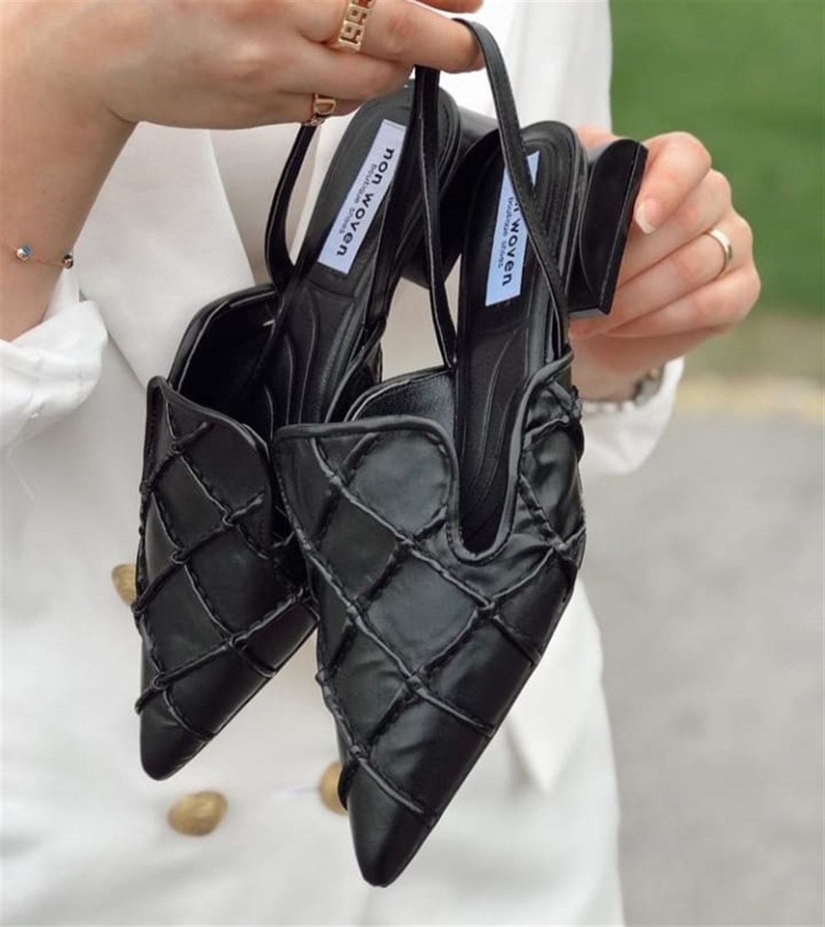 BabetNONWOVENSiyah Babet