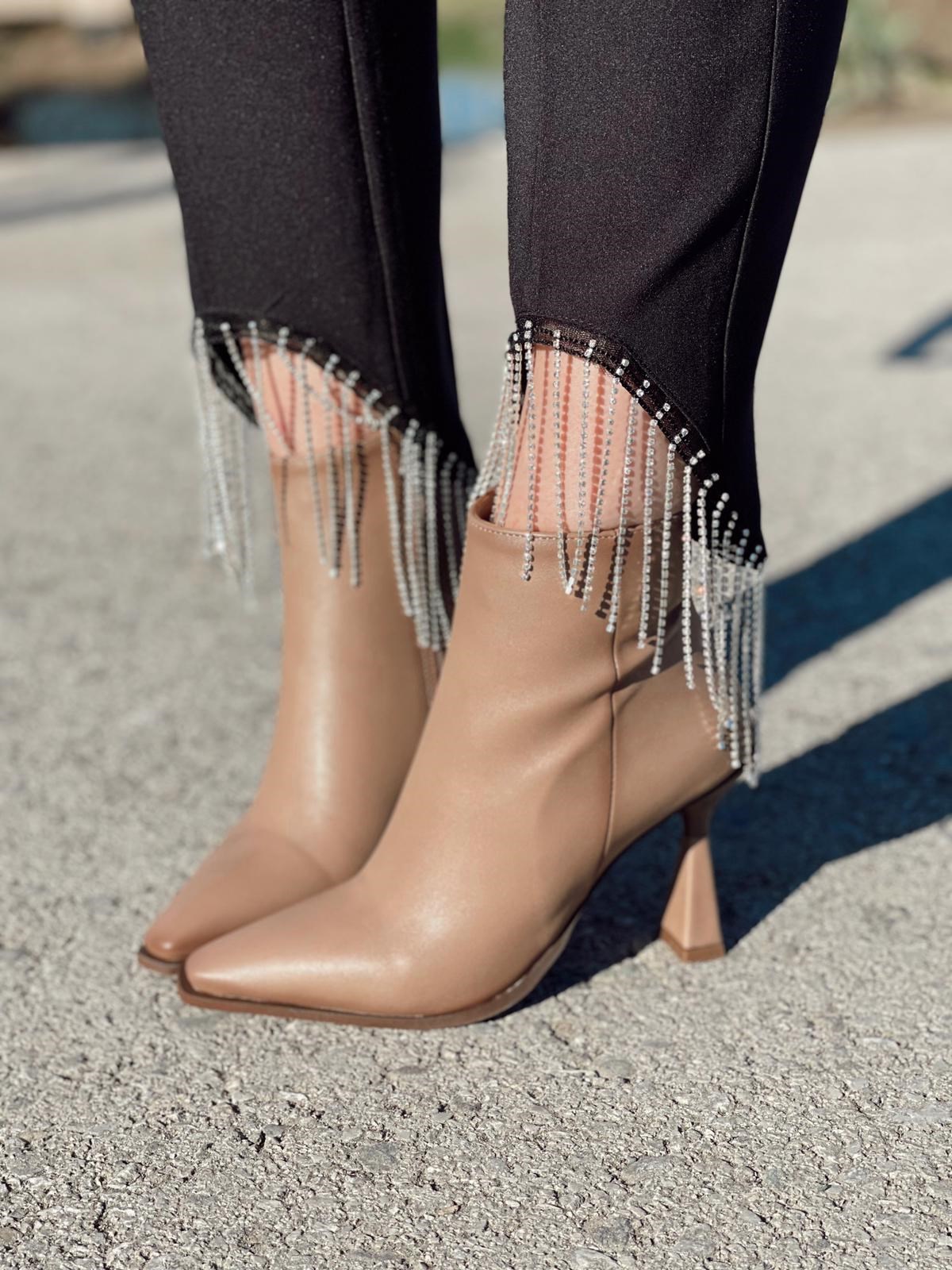 BotNONWOVENKadeh Topuk Küt Form Bot