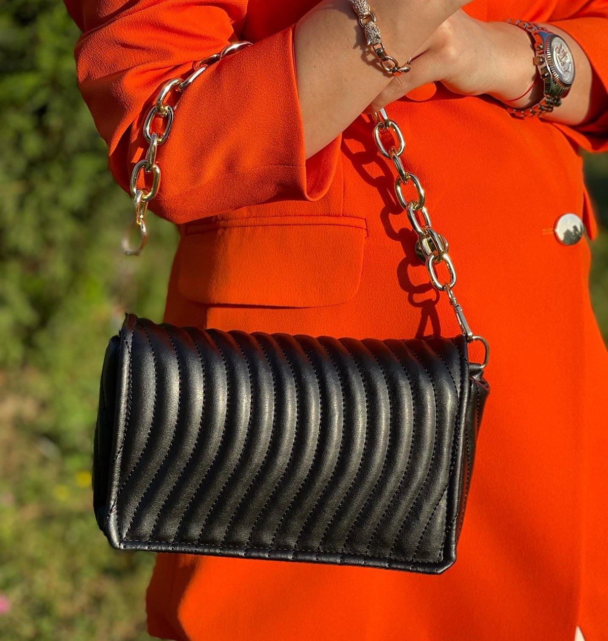 ÇANTANONWOVENDikişli Zincir Kulplu Çanta