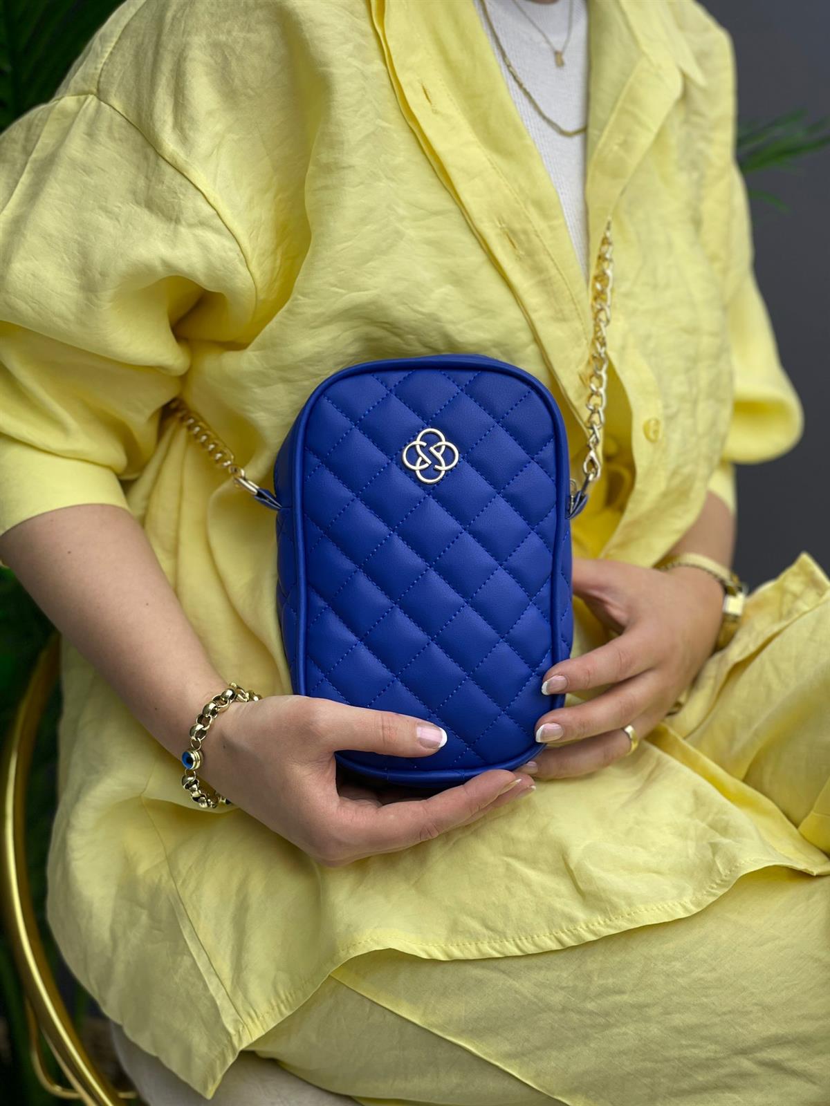 ÇANTAKAPİTONE DİKİŞLİ LACİVERT ZİNCİR DERİ ASKILI KADIN CÜZDAN ÇANTA 20*15