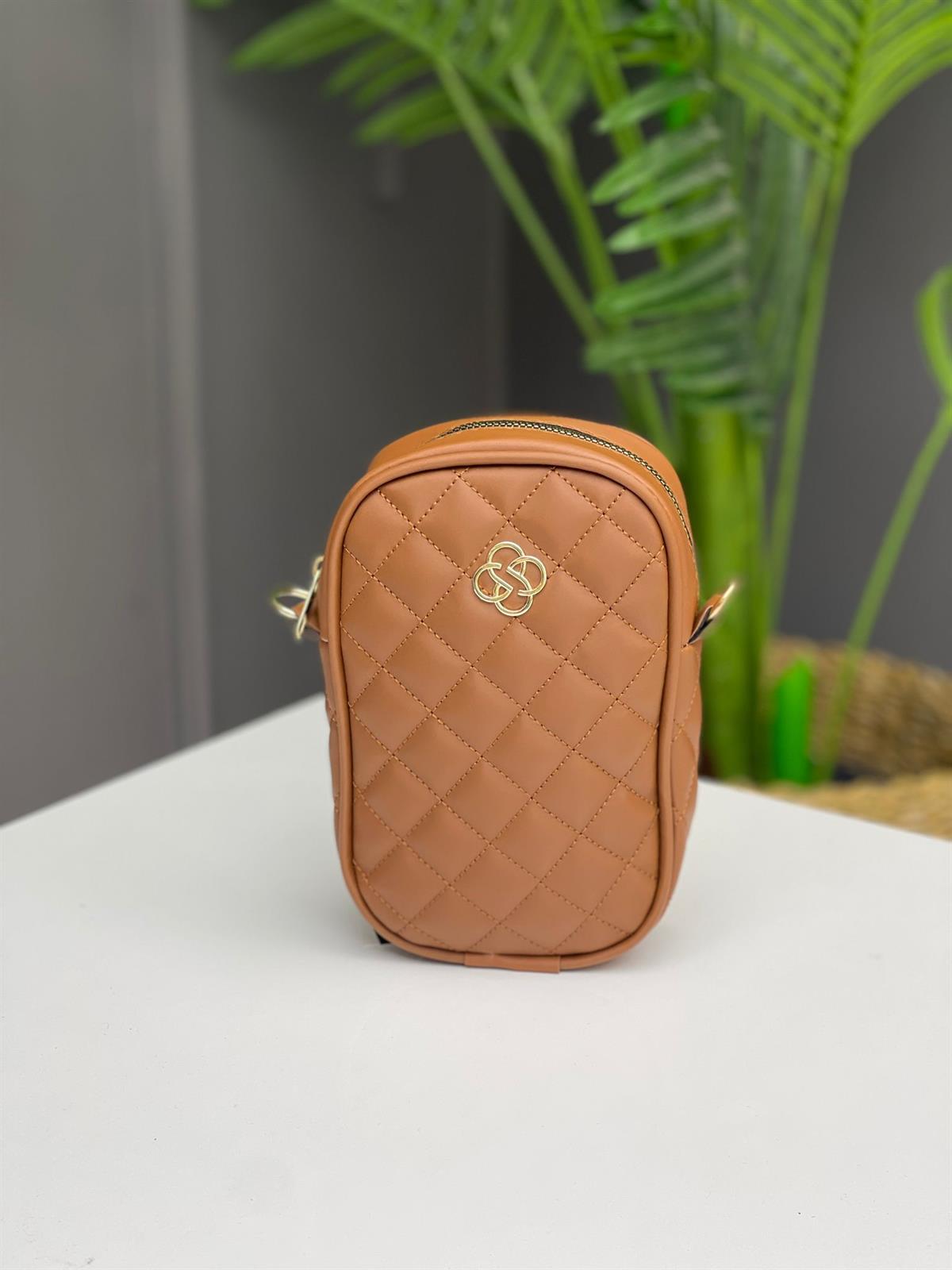 ÇANTAKAPİTONE DİKİŞLİ TABA ZİNCİR DERİ ASKILI KADIN CÜZDAN ÇANTA 20*15