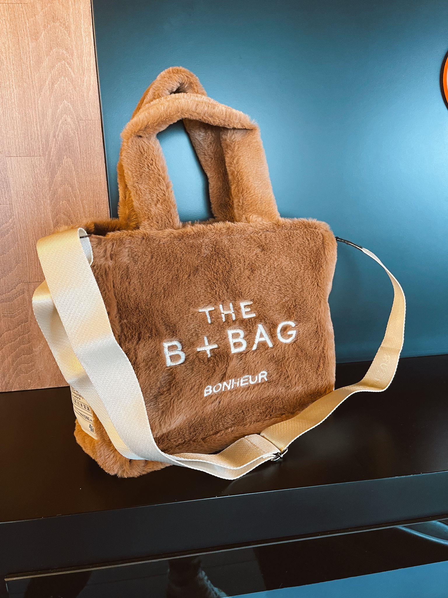 ÇANTASPOR ASKILI PELUŞ KADIN ÇANTA