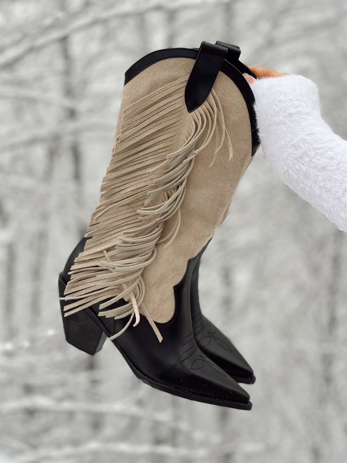 ÇizmeNONWOVENGerçek Süet Püsküllü Topuklu Çizme