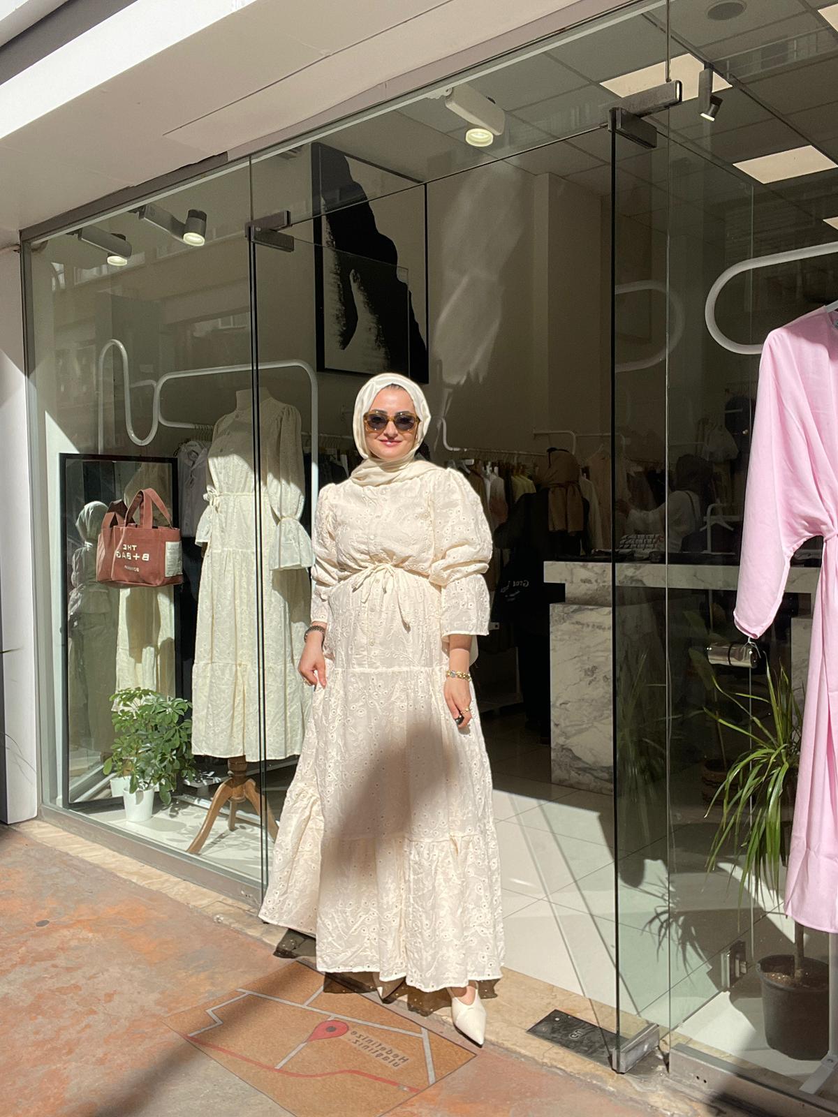 ELBİSEBRODE NAKIŞLI ELBİSE 