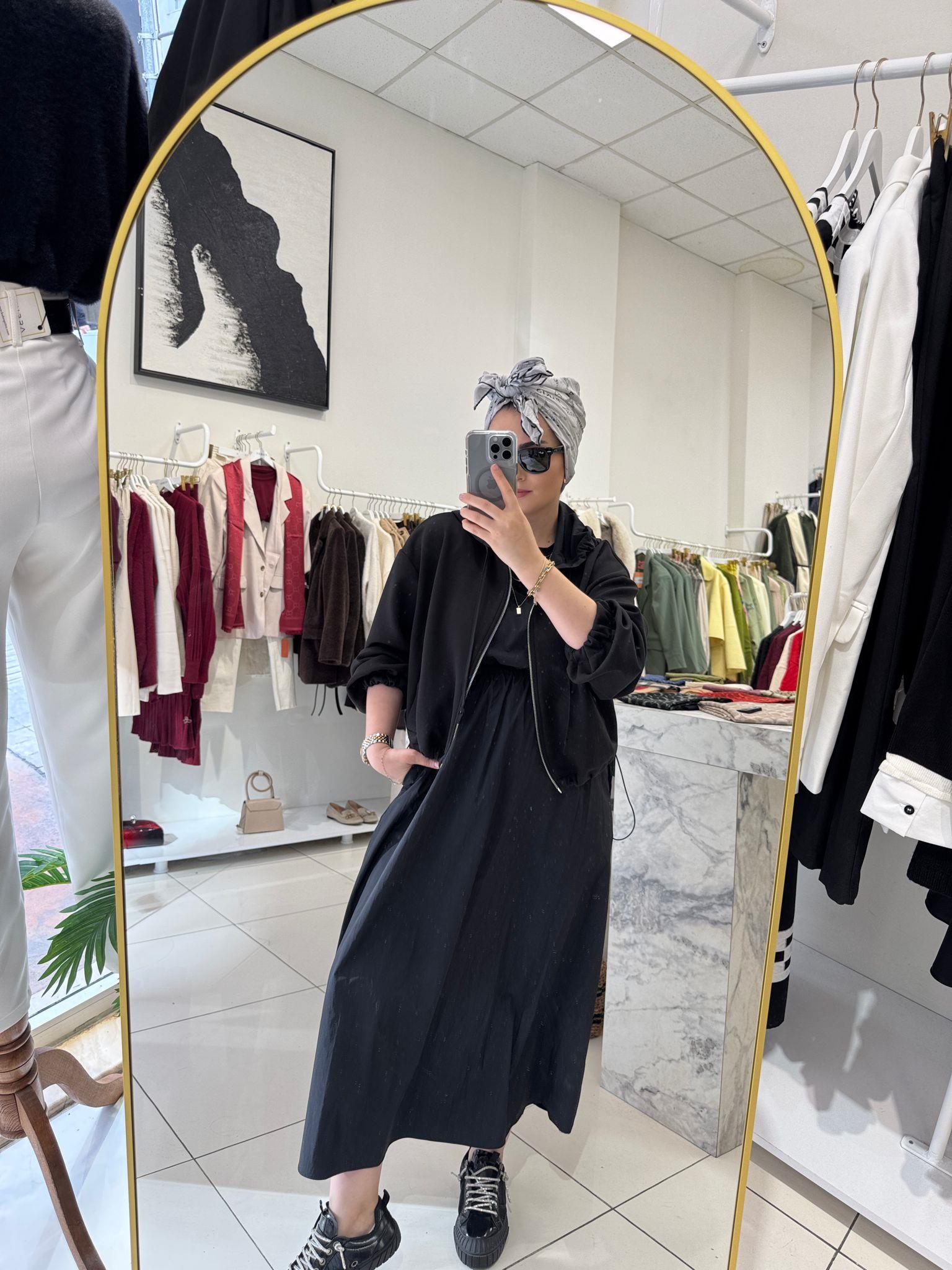 ELBİSEPARAŞÜT ELBİSE TAKIM