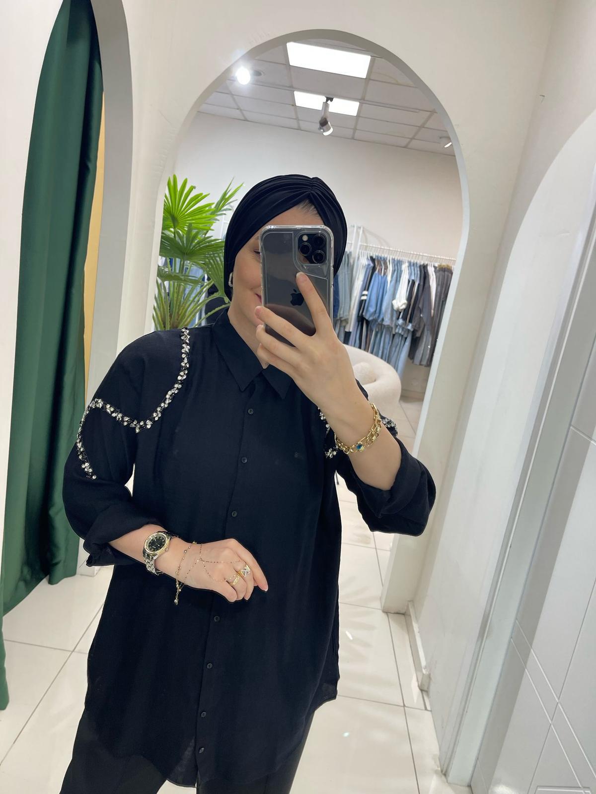 GömlekOMUZ TAŞ DETAYLI PREMİUM GÖMLEK