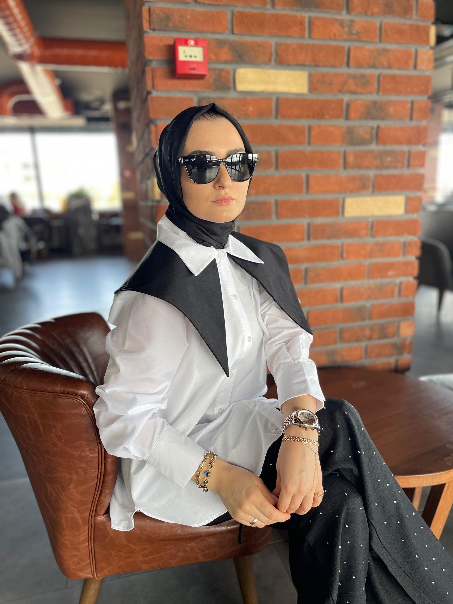 GömlekYAKA TASARIMLI ÇİFT RENK GÖMLEK