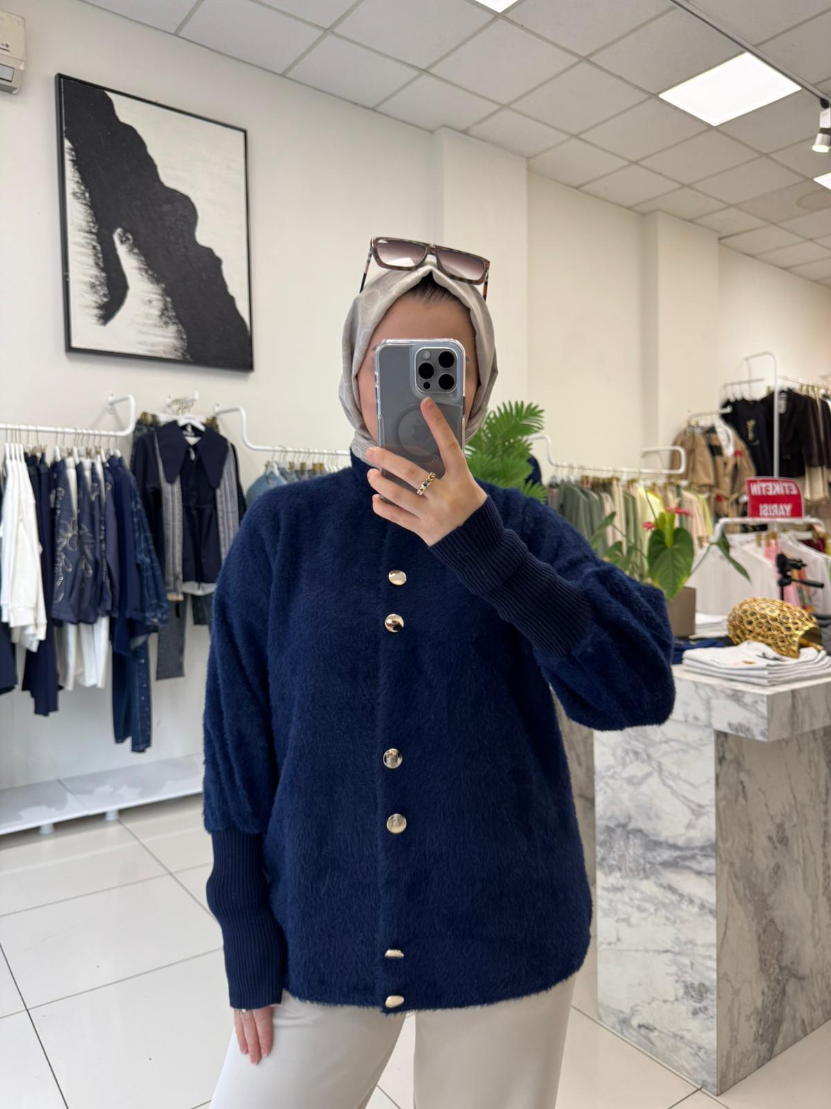 HırkaDİK YAKA ANGORA HIRKA