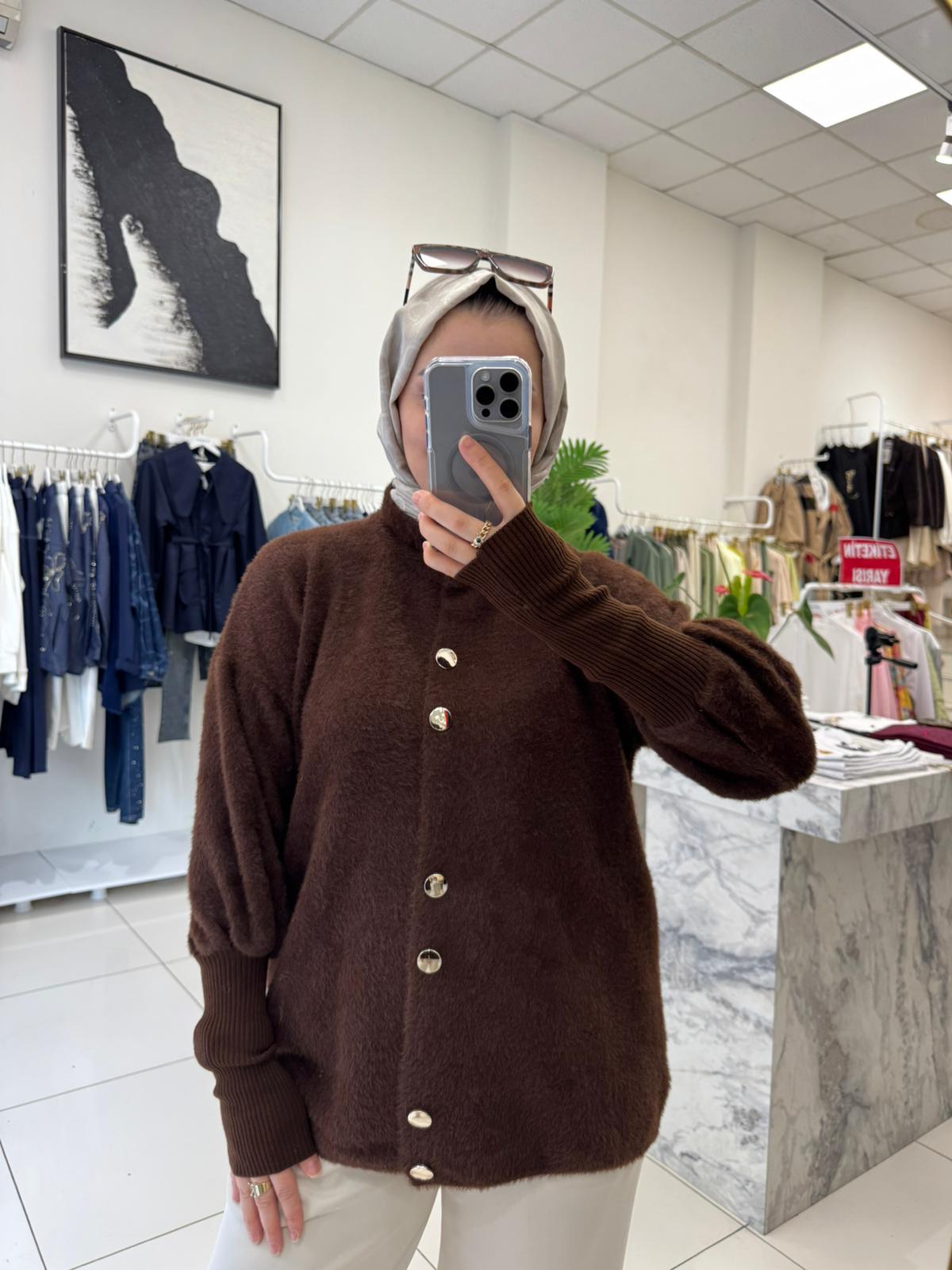 HırkaDİK YAKA ANGORA HIRKA