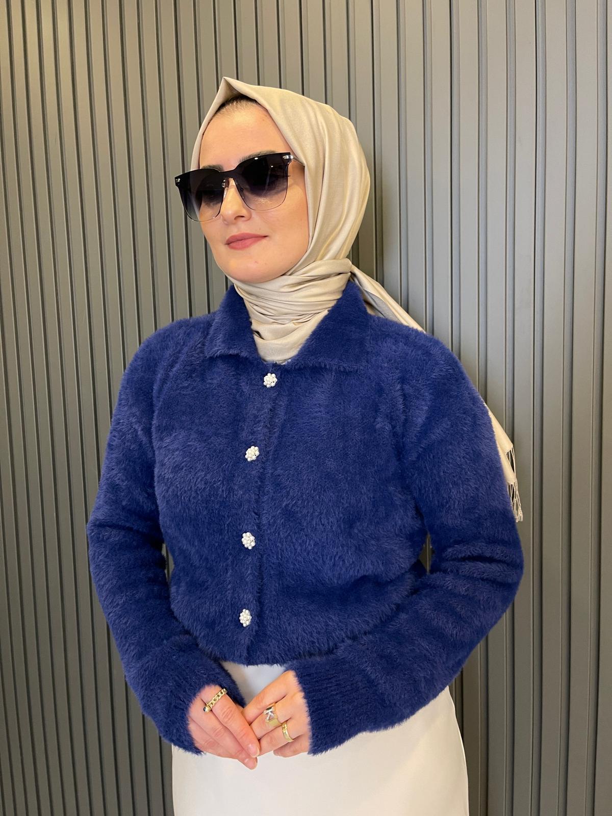HırkaSAX MAVİ ÇİÇEK DÜĞME DETAYLI HIRKA KAZAK