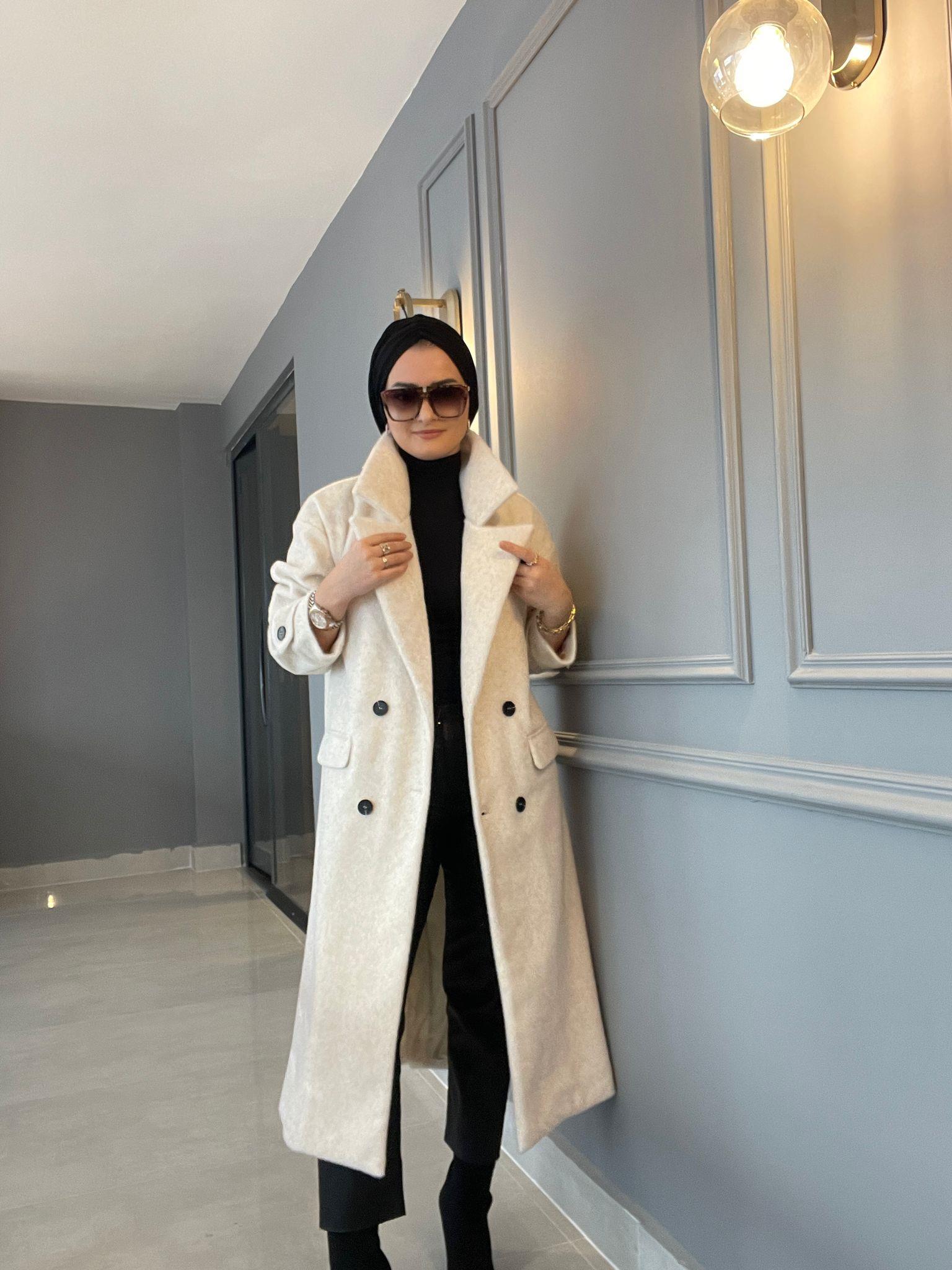KabanDEVE TÜYÜ OVERSİZE KABAN 