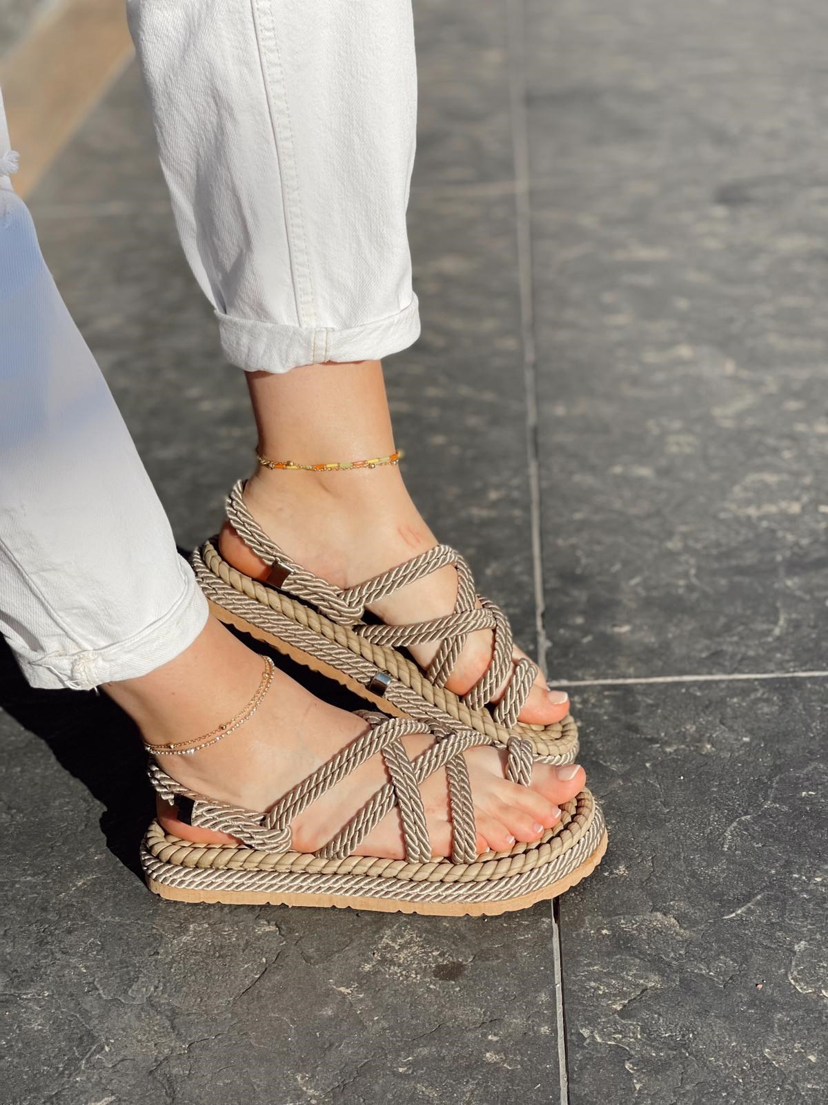 SANDALET NONWOVENİpli Sandalet