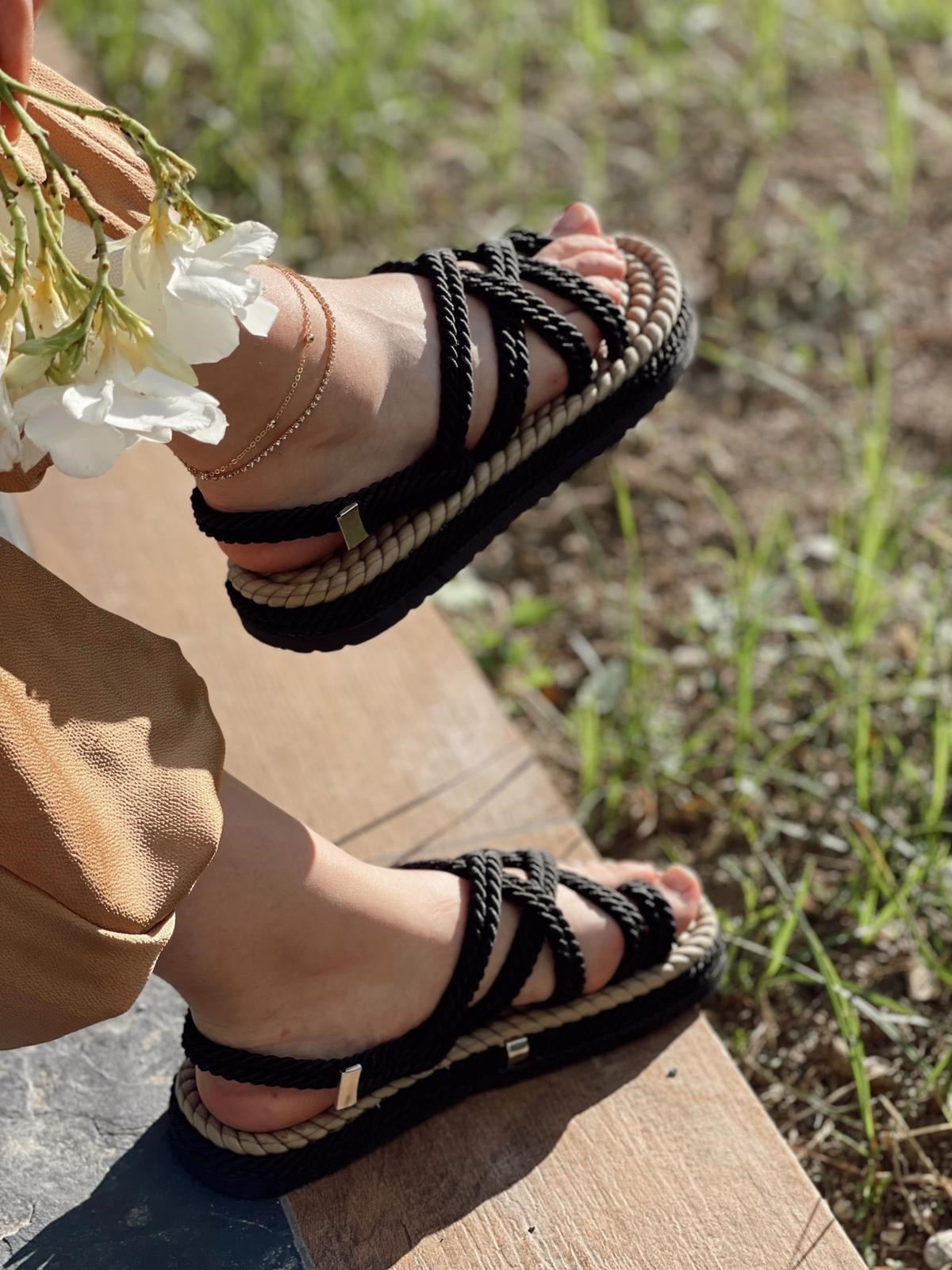 SANDALET NONWOVENİpli Sandalet