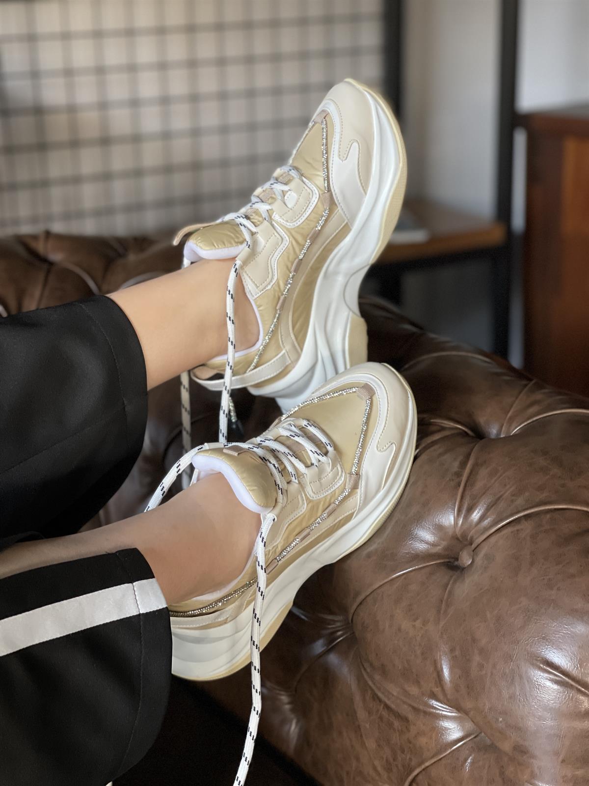 SPOR AYAKABI Kubra ShoesCHRİSTİAN PARAŞÜT KUMAŞ DETAYLI MİNİMAL TAŞ ŞERİTLİ SPOR AYAKKABI